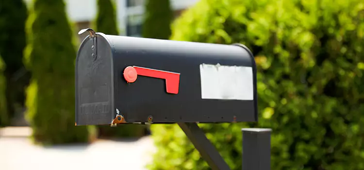 Secure Mailboxes for Packages Summerville